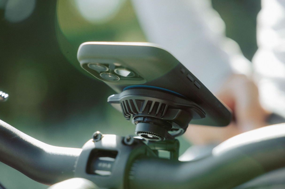 Quad Lock Waterproof Wireless Charging Head - New!