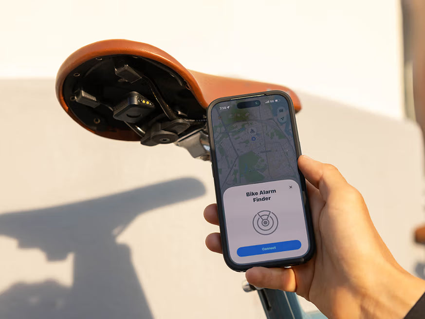 QUAD LOCK - Bike Alarm and Finder - Saddle Rail Adapter