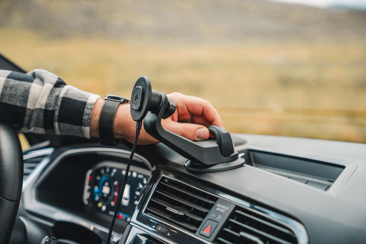 Quad Lock Car Dash / Window Suction Cup Mount - V6 Black