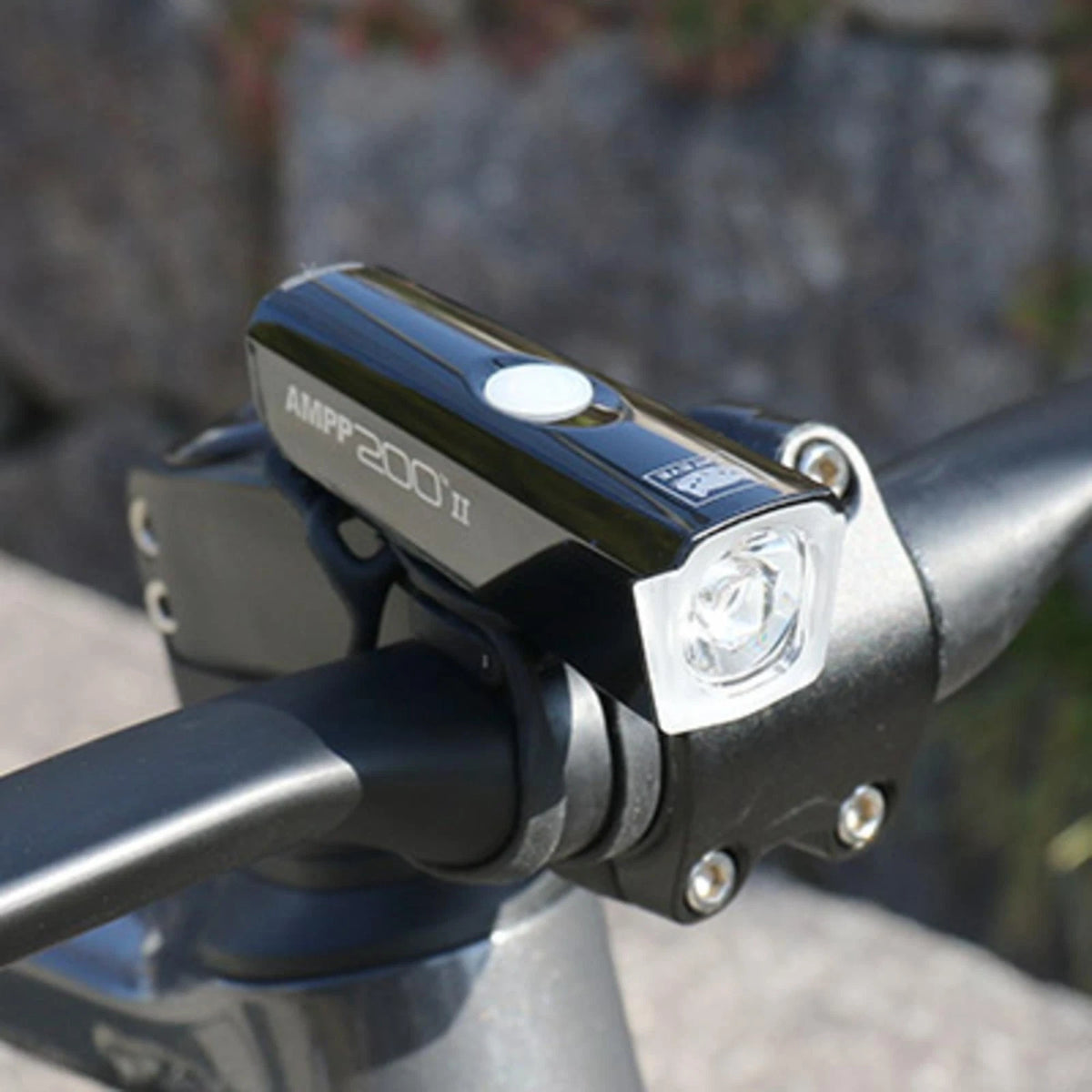 CatEye AMPP 200 II & ViZ 100 II Bike Light Set – USB Rechargeable, 100 Lumen