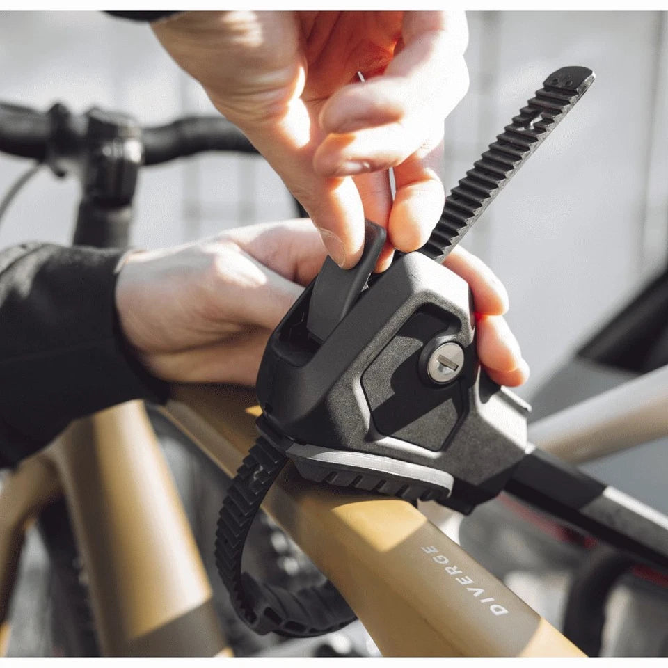 Thule EasyFold 3 (9442) 2 x Bike Carrier - LATEST MODEL!