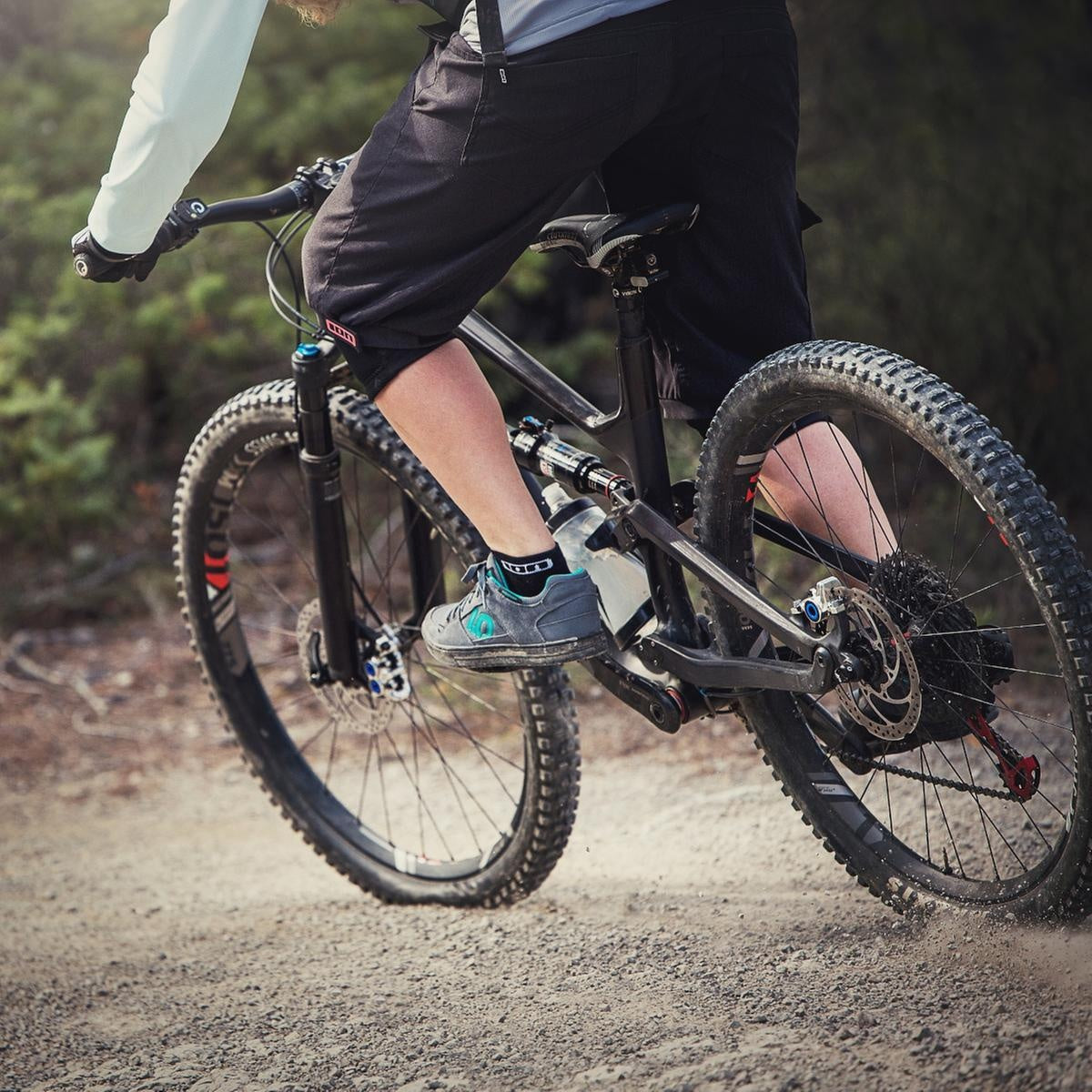 Magura MT Trail SL HC Disc Brake Set, 1-FINGER HC-CARBOLAY® LEVER BLADES, Suitable For Mounting Left or Right. 2701646
